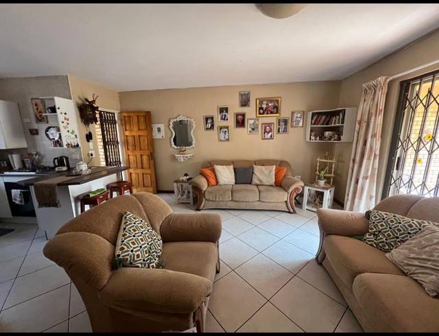 2 BEDROOM APARTMENT FOR SALE IN HELIKONPARK